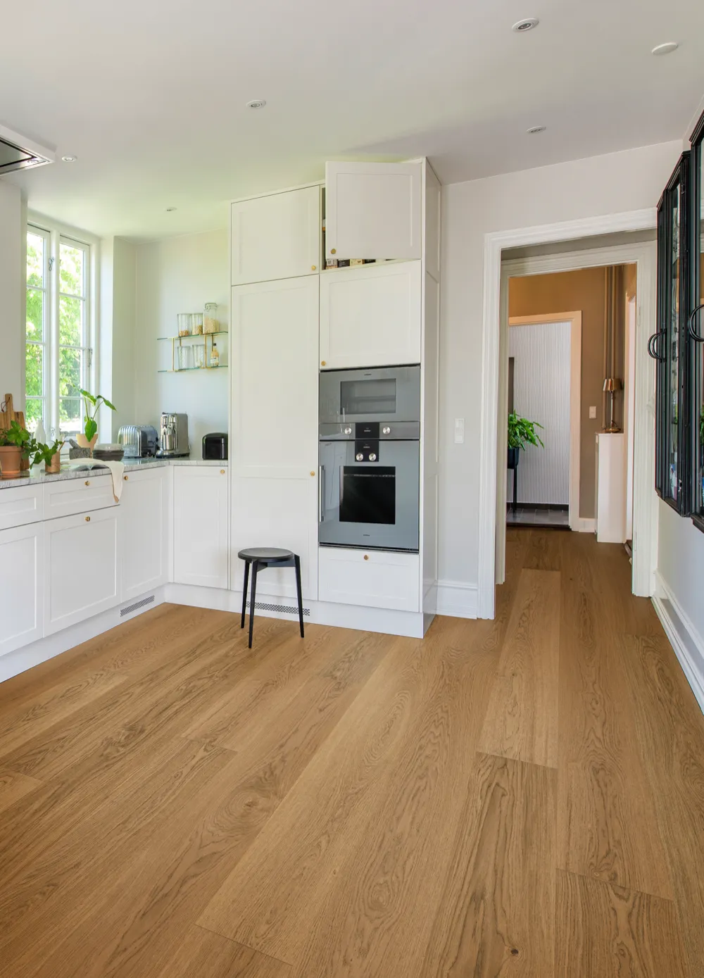 Terra Brown Oak Nature Grade Brushed Finish